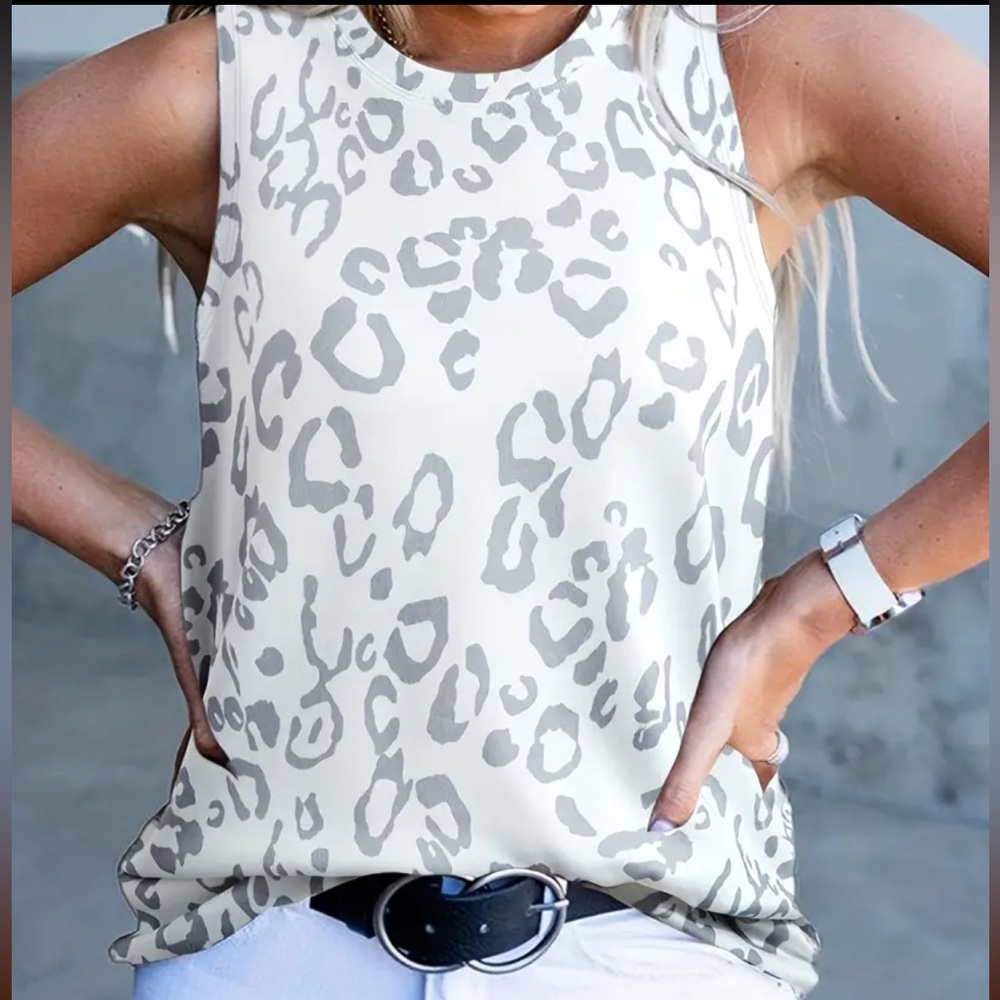 *NEW* White Leopard Print Chic Tank Top